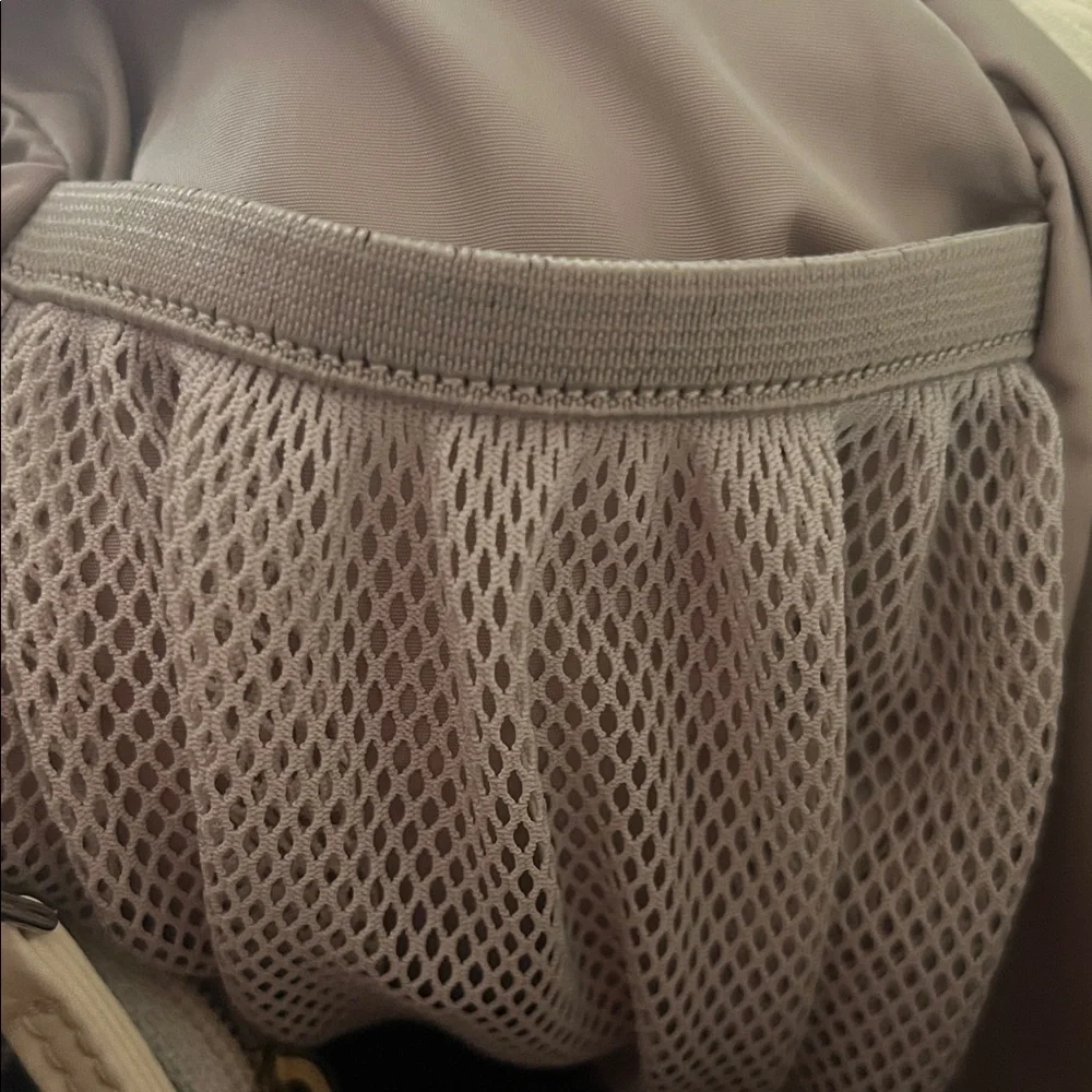 Excellent Condition Athleta All About Medium Crossbody Hobo Bag. Light yellow